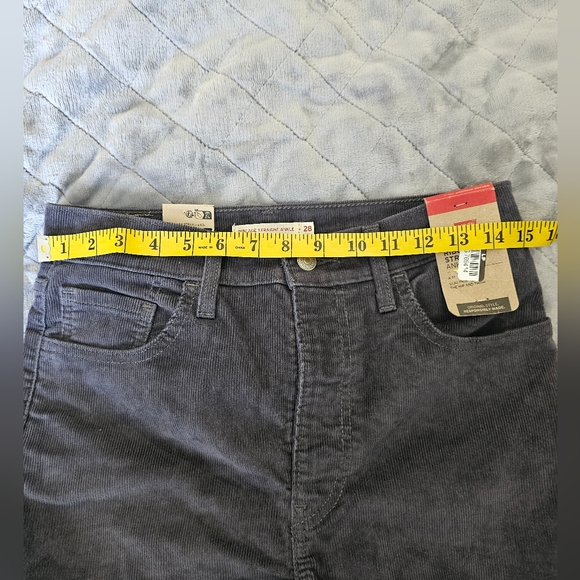 (186)Levi's Women's Hi Rise Ribcage Corduroy Straight Ankle Jeans - Picture 11 of 13